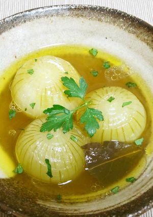 新玉ねぎの丸ごとスープ-レシピのメイン写真