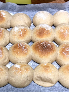 全粒粉入り手ごねのフワフワちぎりパン-レシピのメイン写真