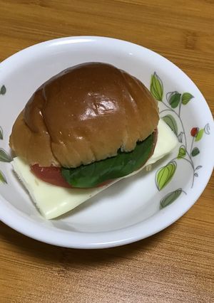 簡単カプレーゼ風サンド-レシピのメイン写真
