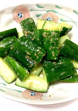 パクパク食べちゃうキュウリのゴマ和え-レシピのメイン写真