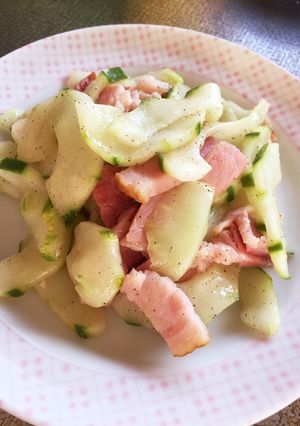 加賀太きゅうりとベーコンの炒め物-レシピのメイン写真