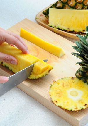 パイナップルの切り方-レシピのメイン写真