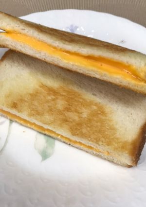 フライパンでバターチーズホットサンド-レシピのメイン写真