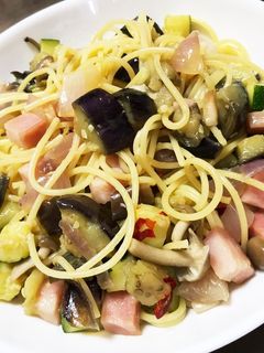 簡単ランチ!なすとズッキーニの和風パスタ-レシピのメイン写真