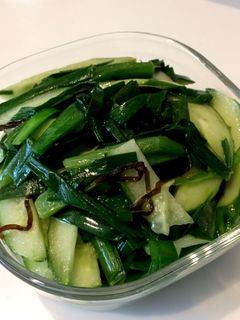 超簡単!ニラとキュウリの塩昆布和え-レシピのメイン写真