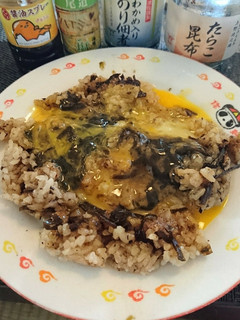 余った炊き込みご飯でアレンジ卵かけご飯♪-レシピのメイン写真