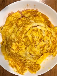 ハムとかまぼこの簡単オムライス-レシピのメイン写真