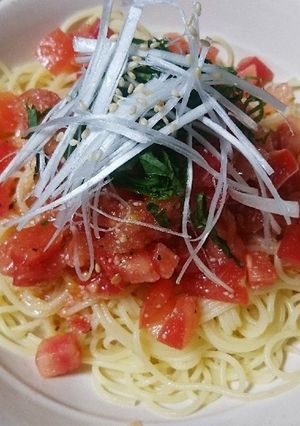 超簡単！即席♪トマトとシソの冷製パスタ♪-レシピのメイン写真