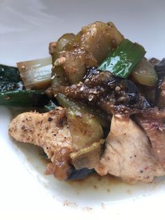 摘果メロンと鴨皮・鶏肉の旨味炒め(鶏皮)-レシピのメイン写真