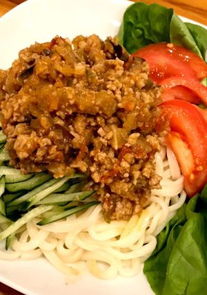 野菜たっぷりの肉味噌うどん-レシピのメイン写真