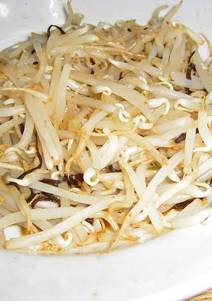 黒酢醤油deもやしのナムル-レシピのメイン写真