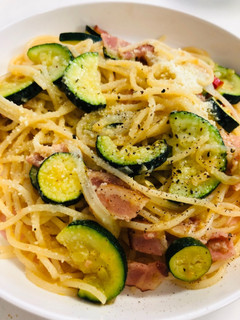 ズッキーニとベーコンのパスタ-レシピのメイン写真