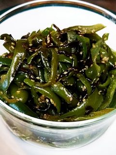 簡単やみつき♪ピーマンの塩昆布炒め-レシピのメイン写真