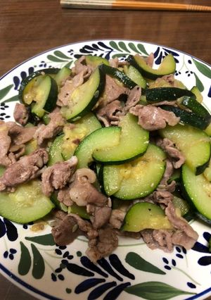 簡単！ズッキーニと豚肉のレモン炒め-レシピのメイン写真