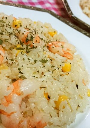 風味◎【エビとコーンのバジル風味ピラフ】-レシピのメイン写真