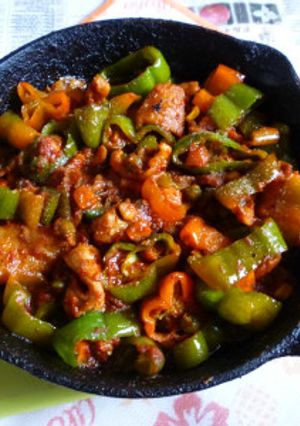 鶏皮とピーマンのアラビアータ炒め-レシピのメイン写真