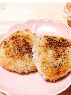 鰹節入りꕤバター醤油焼きおにぎり-レシピのメイン写真