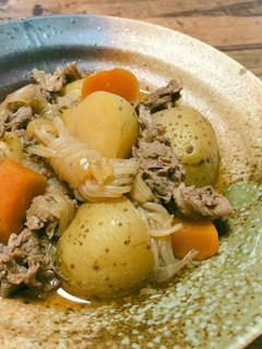 《炊飯器》味染みつゆだく!肉じゃが-レシピのメイン写真