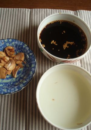 ２種類のソースとにんにくチップス☆-レシピのメイン写真