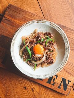 ご飯がススム♥️新玉と牛肉の甘辛炒め♪-レシピのメイン写真