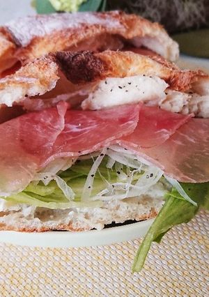 生ハムとクリームチーズのサンド-レシピのメイン写真