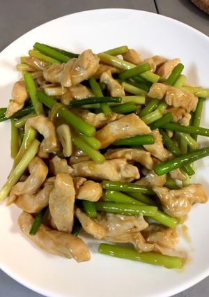 にんにくの芽と胸肉のオイスター炒め-レシピのメイン写真