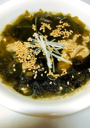 簡単ワカメスープ-レシピのメイン写真