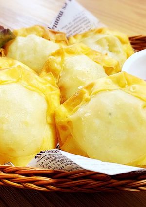 餃子の皮で☆サーモンクリーム揚げ-レシピのメイン写真