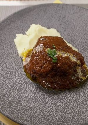 圧力鍋で✽牛肉の赤ワイン煮-レシピのメイン写真