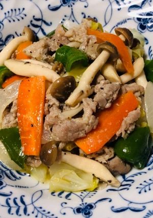 塩麹＆にんにくダレの柔らか豚肉野菜炒め-レシピのメイン写真