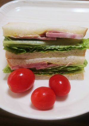 サンチュとハムのサンドイッチ-レシピのメイン写真