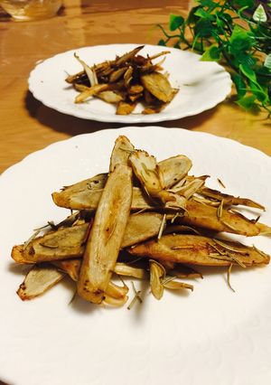 ゴボウと舞茸のローズマリー焼き-レシピのメイン写真