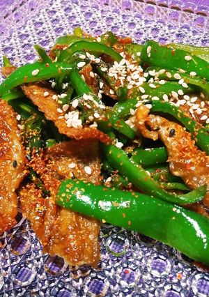 鶏皮せんべいとピーマンのピリ辛きんぴら-レシピのメイン写真