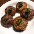 しいたけに詰めきれてない肉詰め