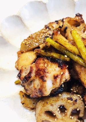 味付け簡単♬蓮根と鶏ももの甘辛焼き-レシピのメイン写真