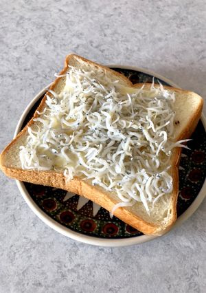 包丁を使わないシリーズ しらすチーズパン-レシピのメイン写真