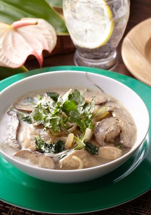 鶏肉と椎茸のタイ風スープカレー-レシピのメイン写真