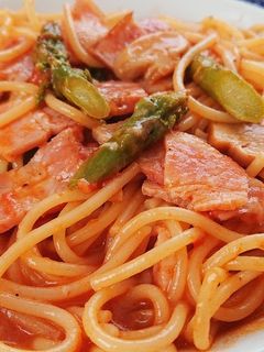アスパラとベーコンのトマトパスタ-レシピのメイン写真