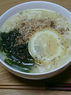 レモン風味でアッサリ塩ラーメン(*^^๓-レシピのメイン写真