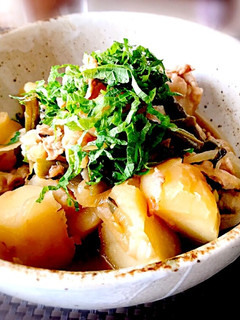 簡単♪梅干しと大葉の肉じゃが♪-レシピのメイン写真