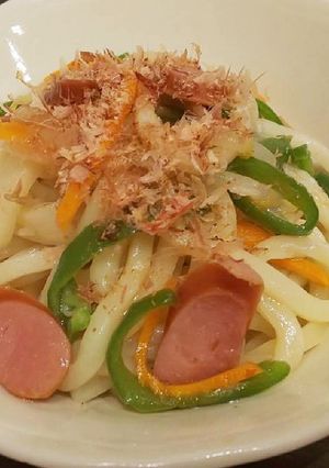 電子レンジ✿バター風味焼きうどん-レシピのメイン写真