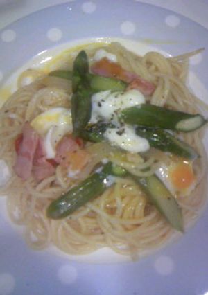 アスパラ＆ベーコンの春色とろ～りパスタ-レシピのメイン写真