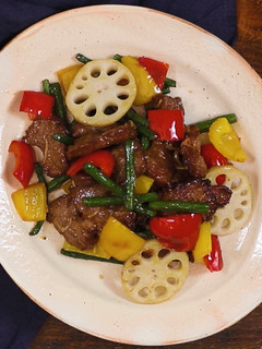 ラム肉とにんにくの芽の黒酢あん炒め-レシピのメイン写真