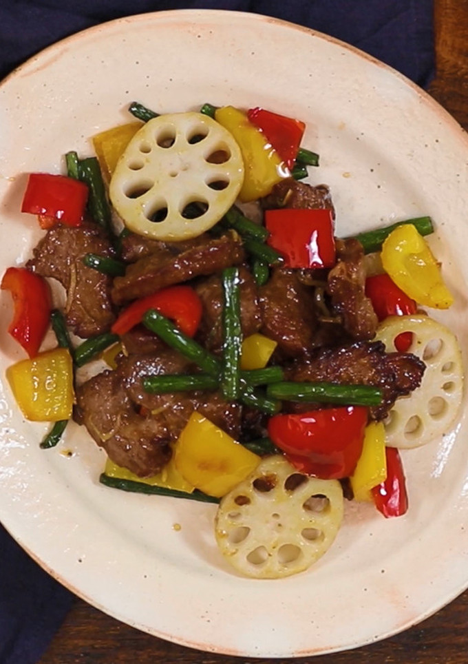 ラム肉とにんにくの芽の黒酢あん炒め-レシピのメイン写真