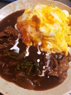 リメイク!豚の炒め物を使ってオムライス-レシピのメイン写真