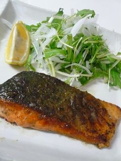 ご飯がすすむ和風な鮭のムニエル☆-レシピのメイン写真