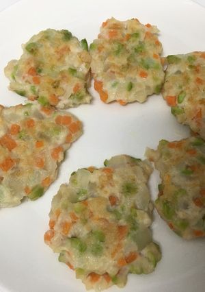 離乳食後期: 枝豆入り豆腐ハンバーグ-レシピのメイン写真