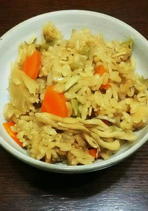 味付け2つ！舞茸のポン酢炊き込みご飯。-レシピのメイン写真