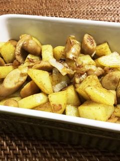 じゃがいもとウインナーのカレー粉炒め-レシピのメイン写真