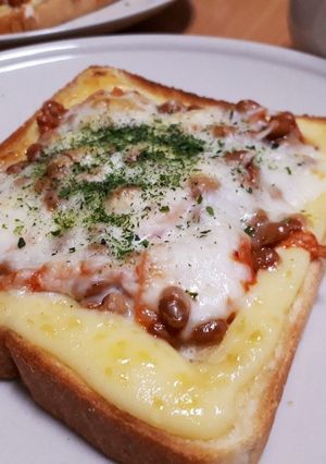 納豆キムチーズトースト-レシピのメイン写真